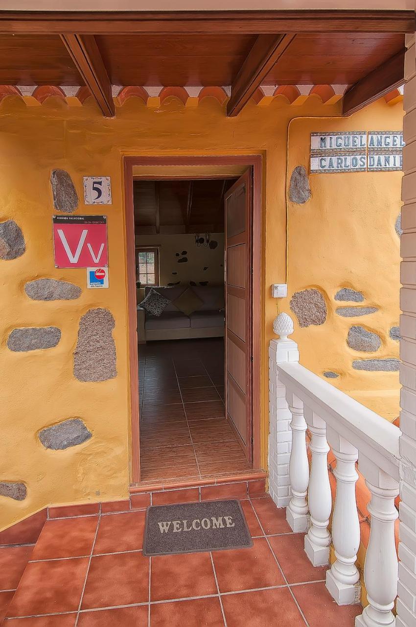 Las Casas De Lola Y Rafael Moya  Luaran gambar